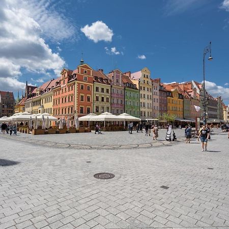 Market Square Corner Apartment Kuznicza By Noclegi Renters Wrocław Eksteriør billede