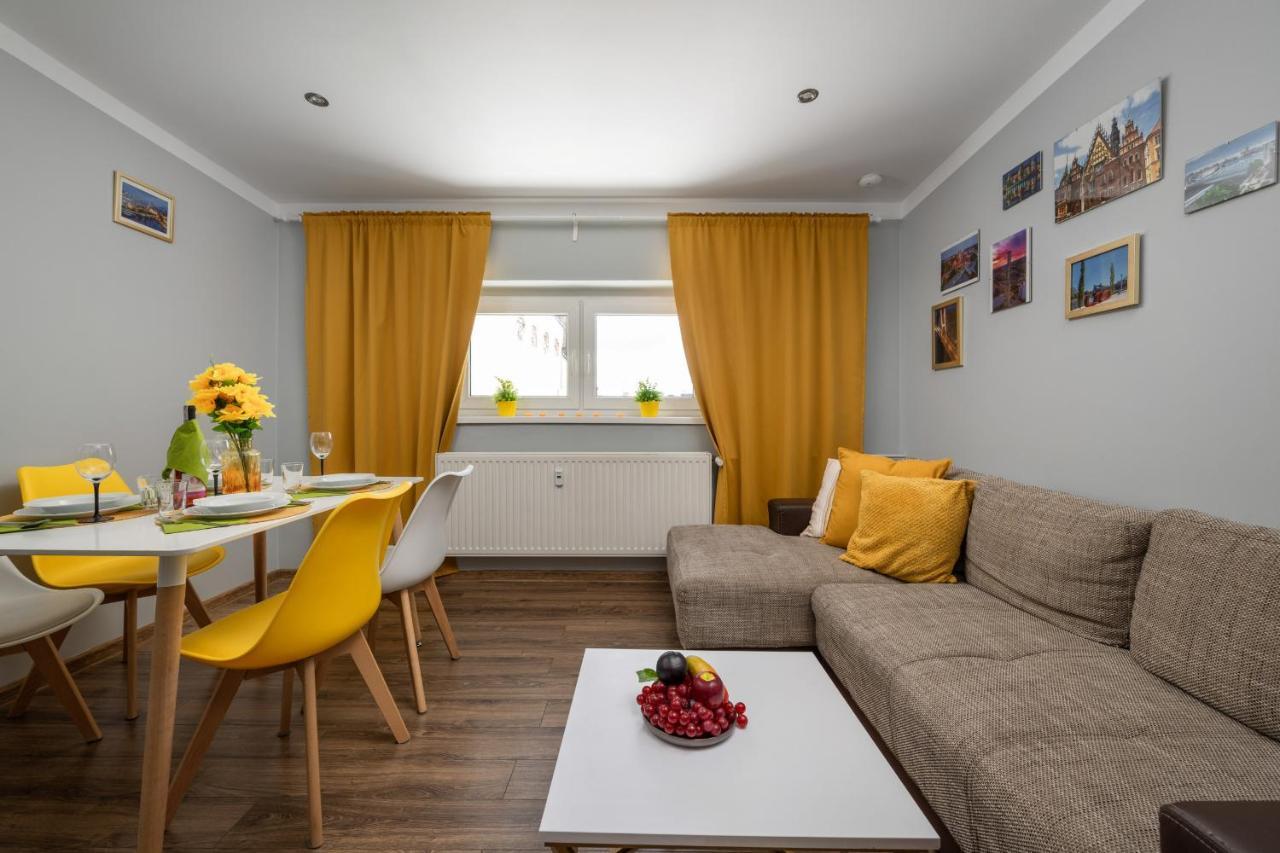 Market Square Corner Apartment Kuznicza By Noclegi Renters Wrocław Eksteriør billede